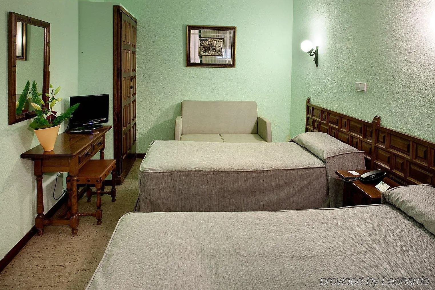 Hotel Lyon Barcelona 0*,  Spain