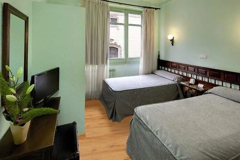Hotel Lyon Barcelona Spain
